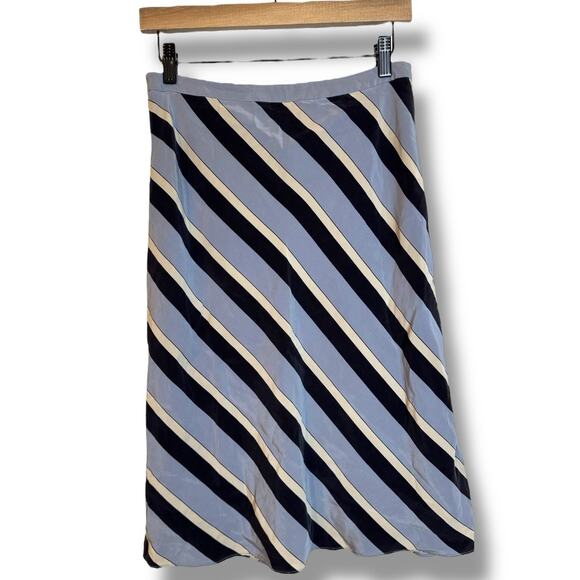 Banana Republic Blue Striped Midi Skirt Size 8 100% Silk - Picture 2 of 6